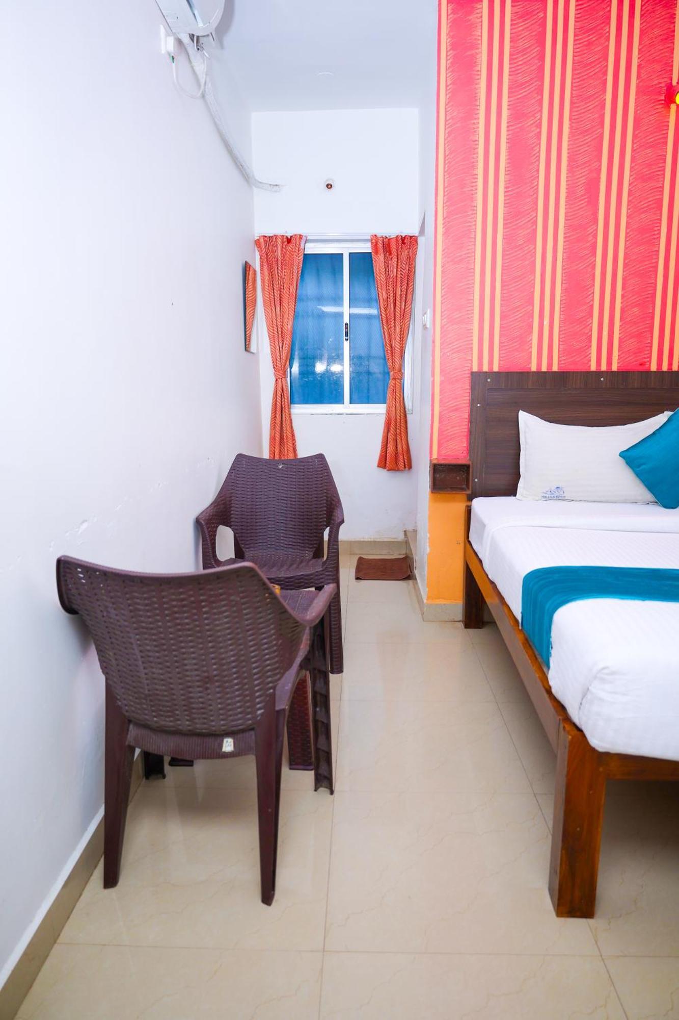 Hotel The Club House Pondicherry Exterior foto